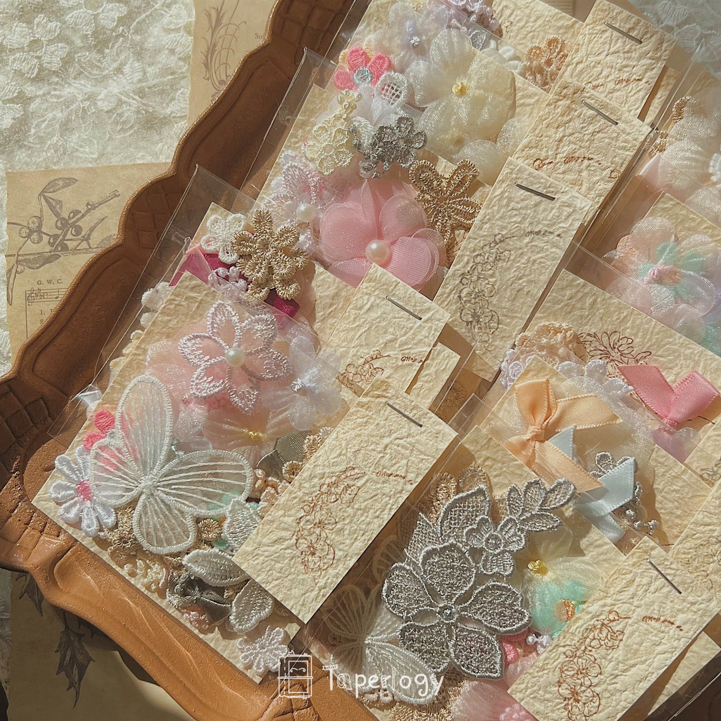 Migo Lace Flower Pack