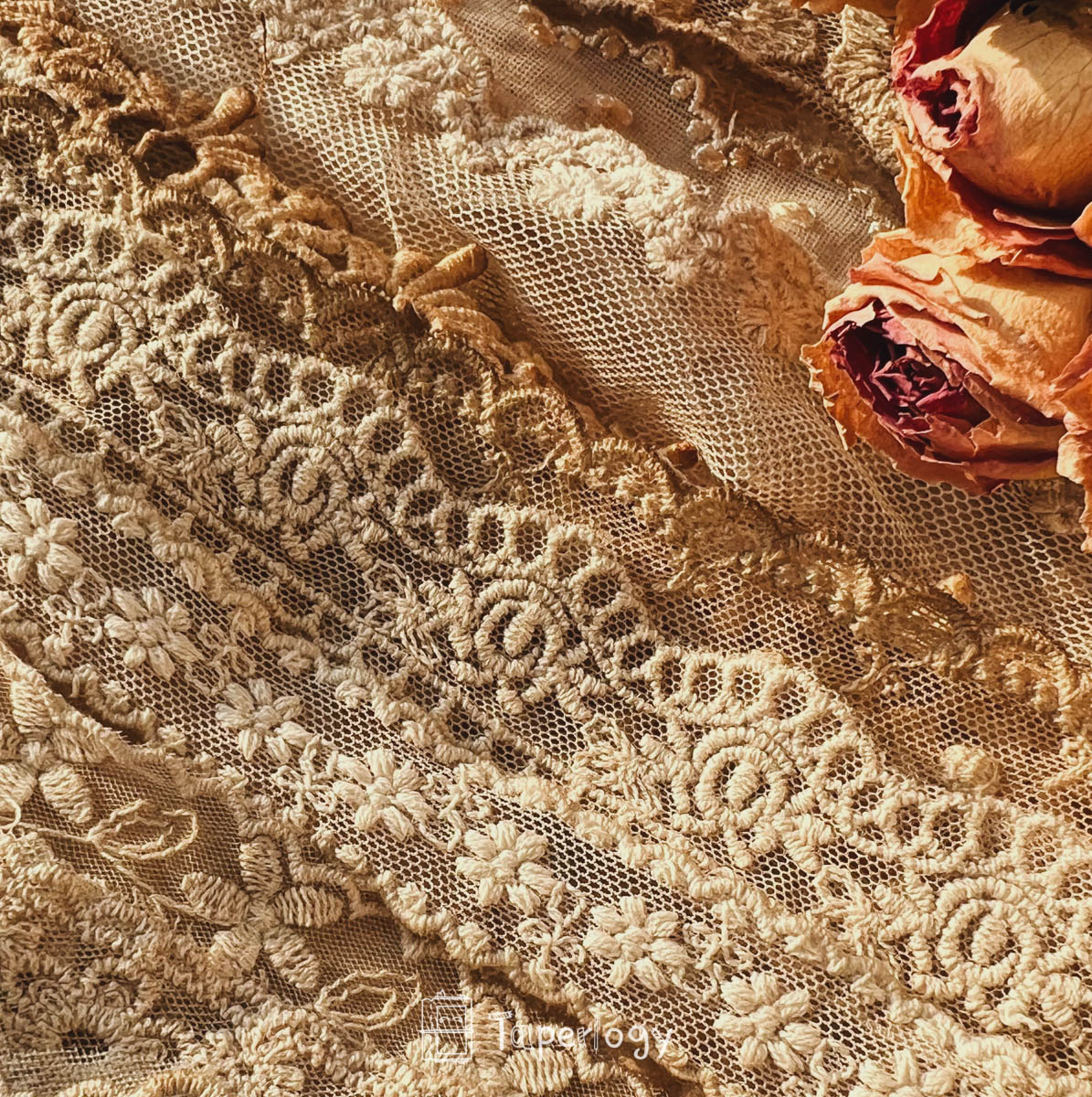 Naica Premium Lace Pack