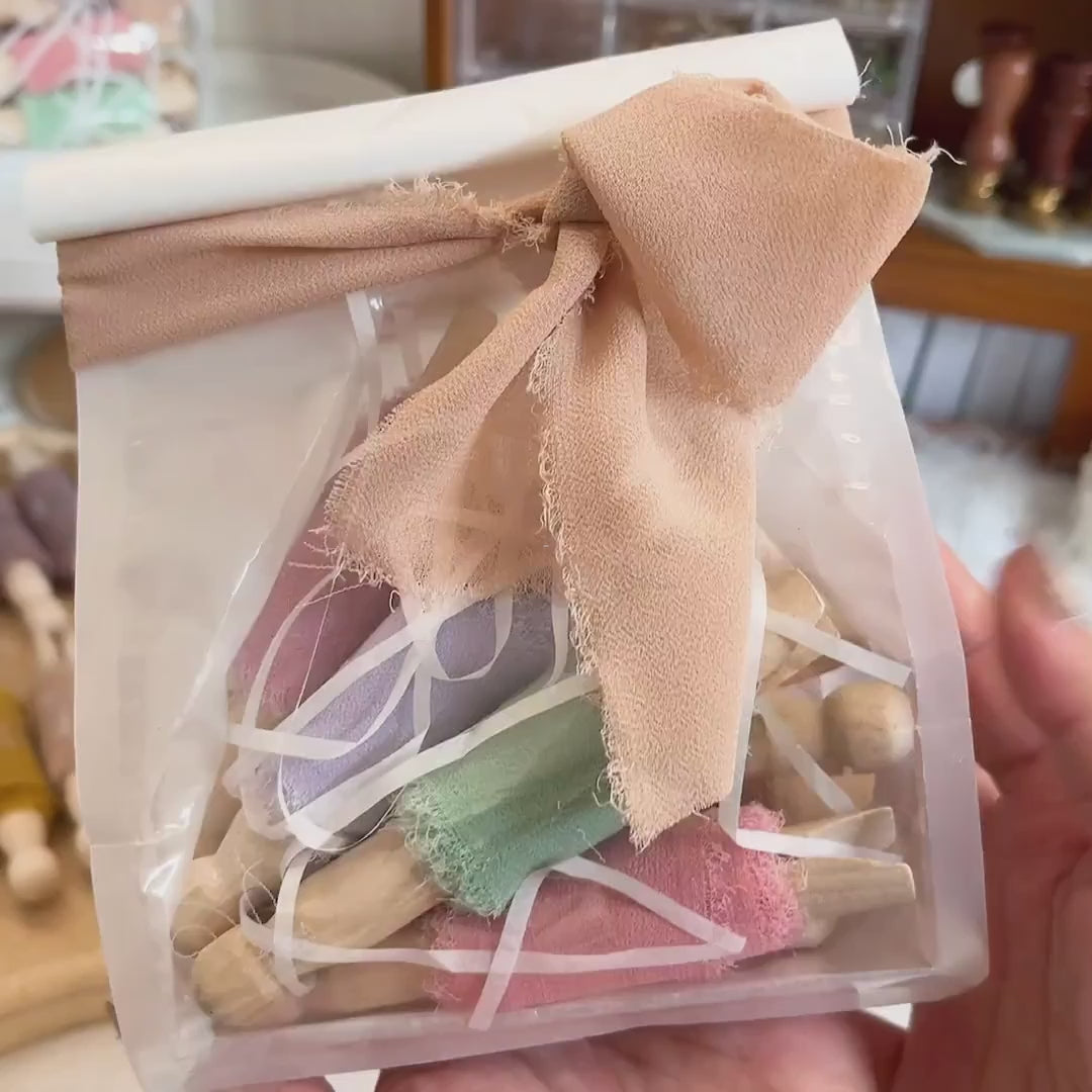 Zaji Frayed Ribbon Pack