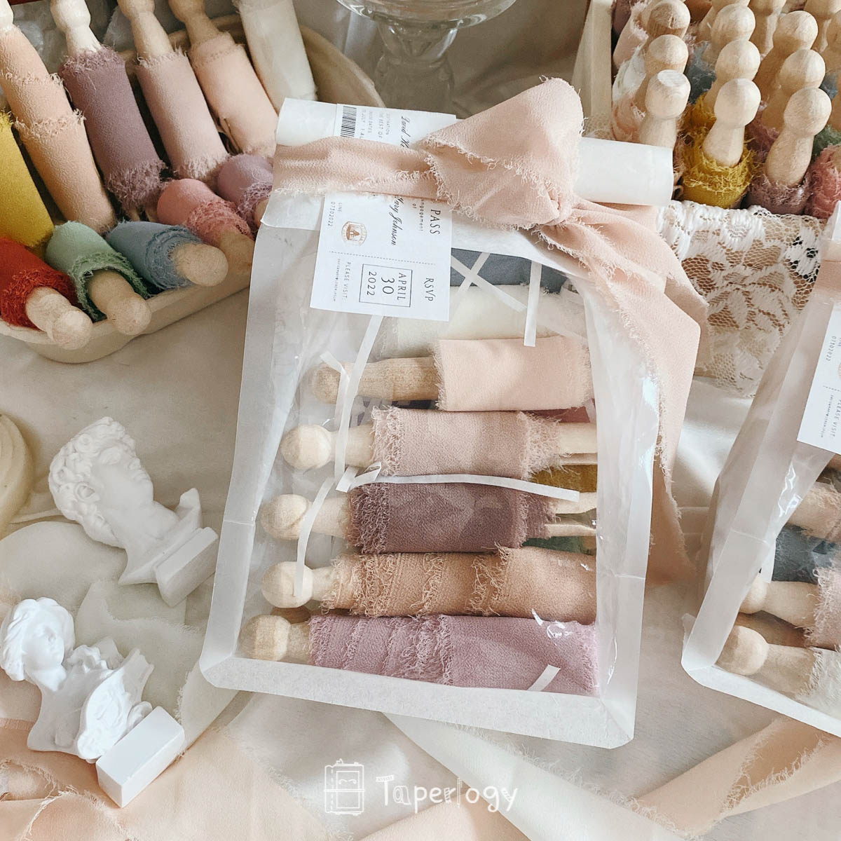 Zaji Frayed Ribbon Pack