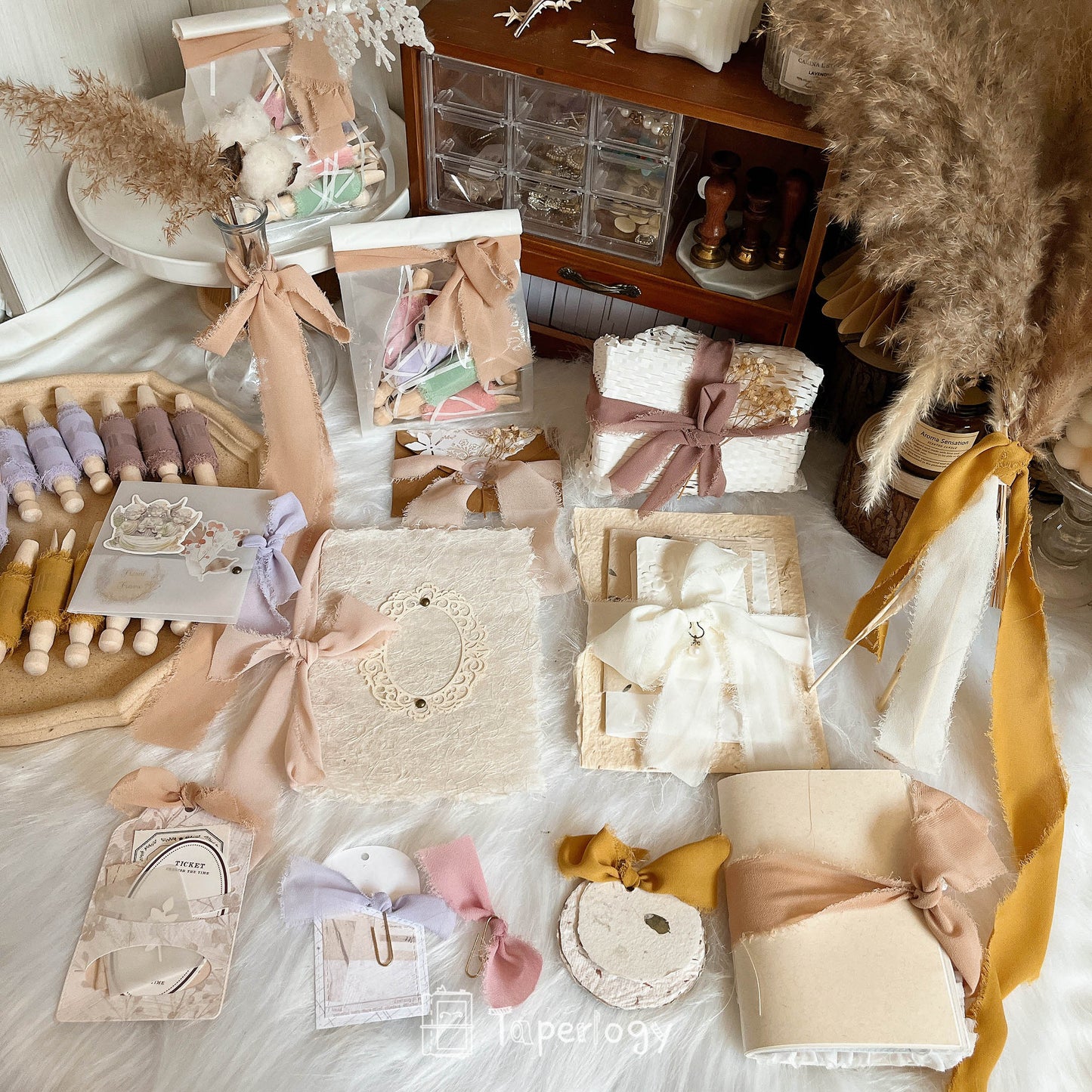 Zaji Frayed Ribbon Pack